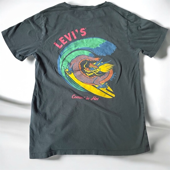 Levi’s Men’s S VINTAGE FIT TEE Print T-shirt pirate black Surfing Dragon Red Tab - Picture 10 of 10